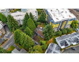 2558 Lakeview Crescent, Abbotsford, BC V2S3A9 Photo 20