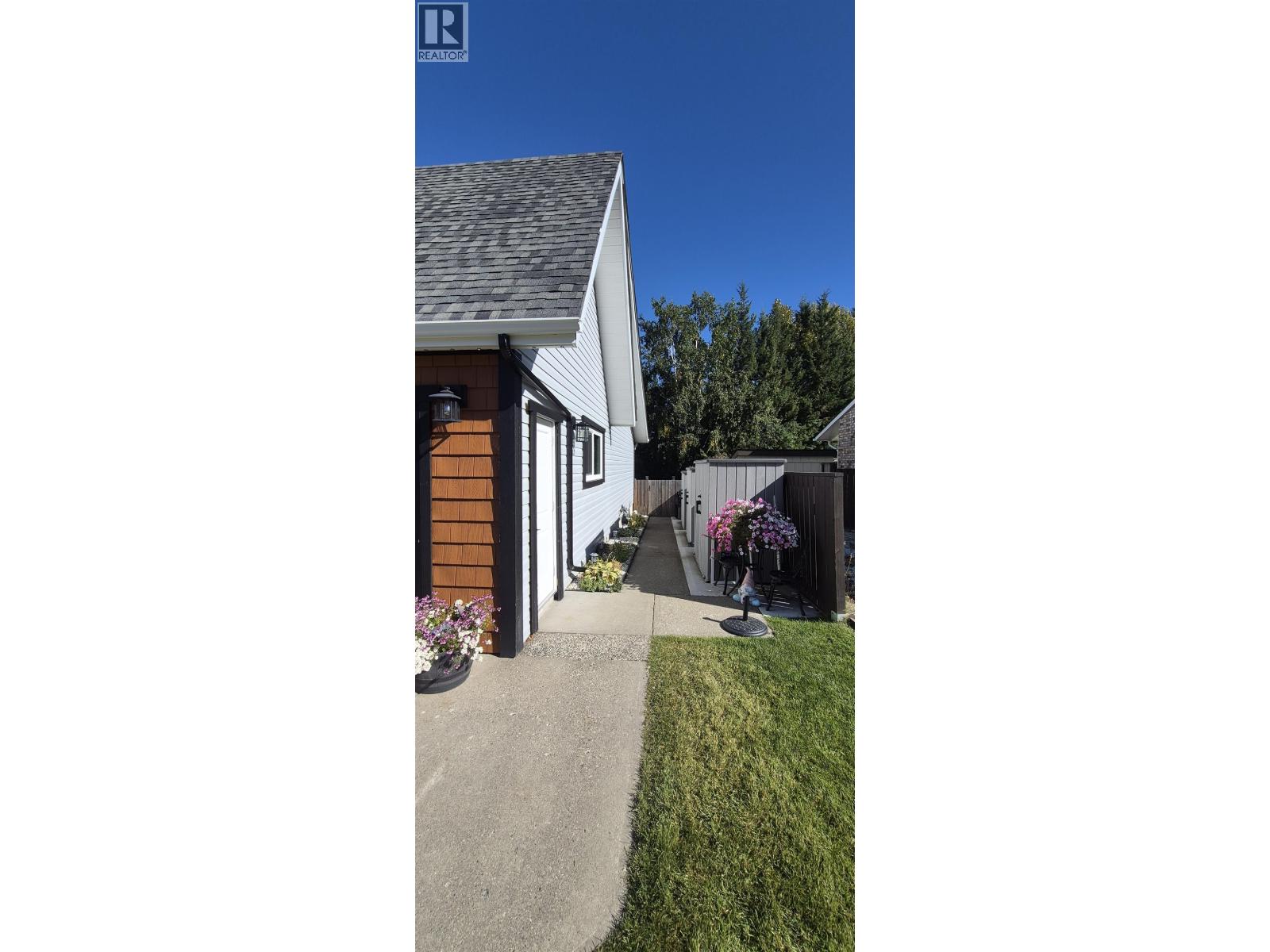 Living room of 2656 CARLISLE WAY · Prince George, BC