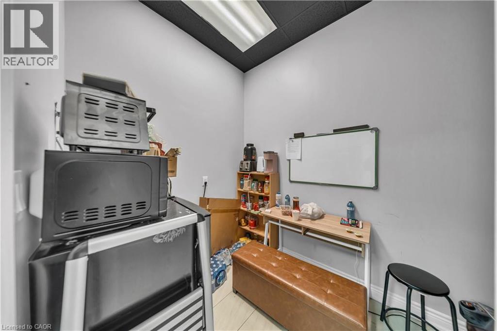 370 EASTBRIDGE Boulevard Unit# B, Waterloo — photo 24