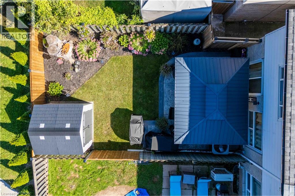98 MEMORIAL Avenue - 35