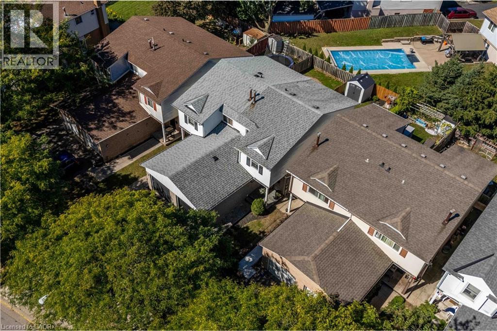 98 MEMORIAL Avenue - Image 39