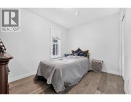 Kitchen - 104 Silver Springs Green Nw, Calgary, AB T3B3Y9 Photo 10