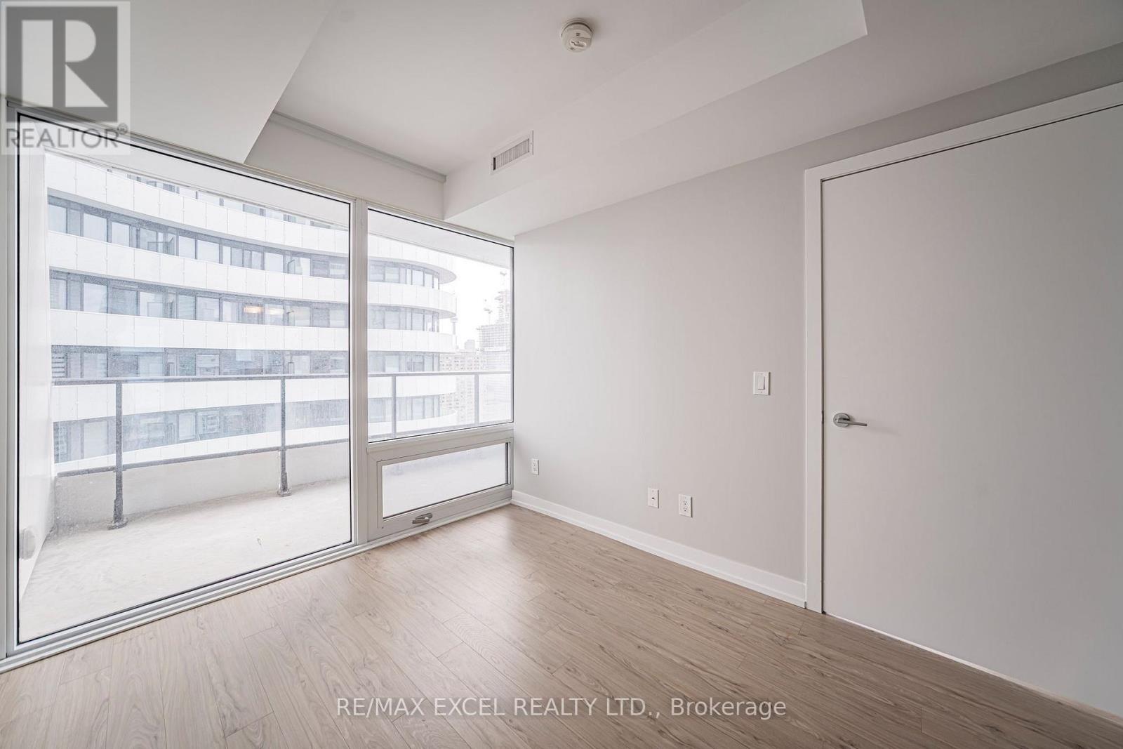 #3203 85 WOOD STREET - 19