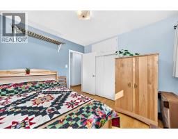 Recreational, Games room - 6003 Thornbank Drive Nw, Calgary, AB T2K3P4 Photo 16