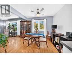 4pc Bathroom - 6003 Thornbank Drive Nw, Calgary, AB T2K3P4 Photo 7
