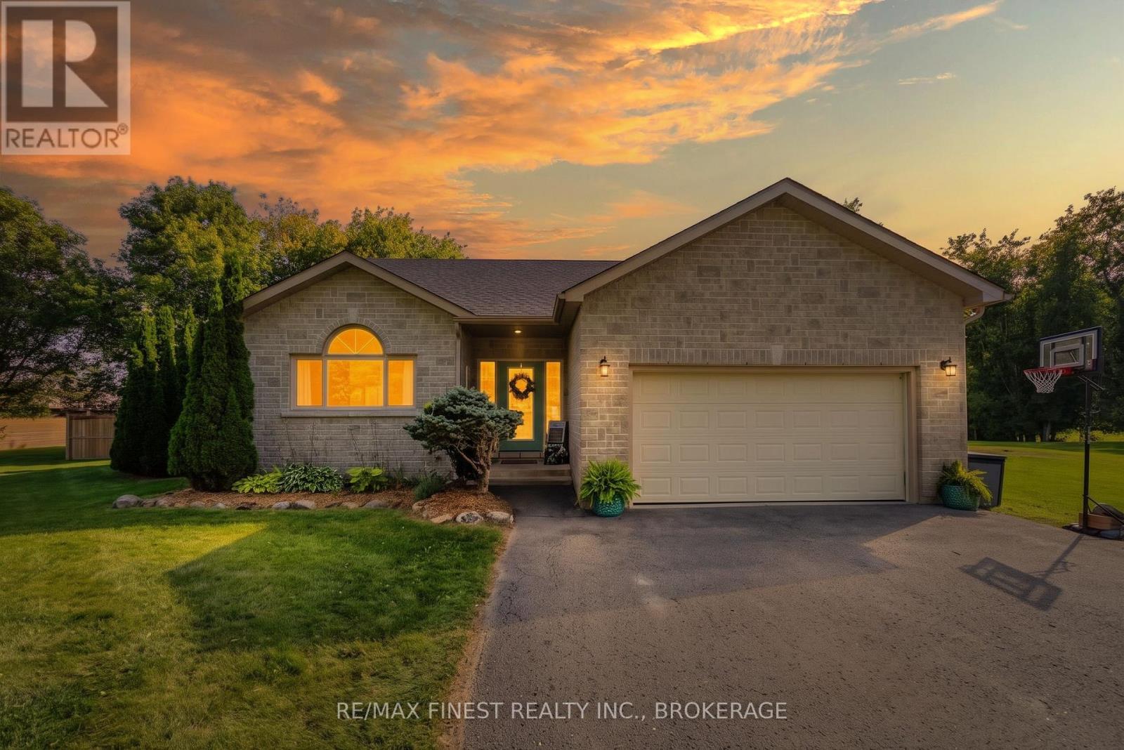 4404 ASHWOOD DRIVE, Frontenac (Frontenac South)