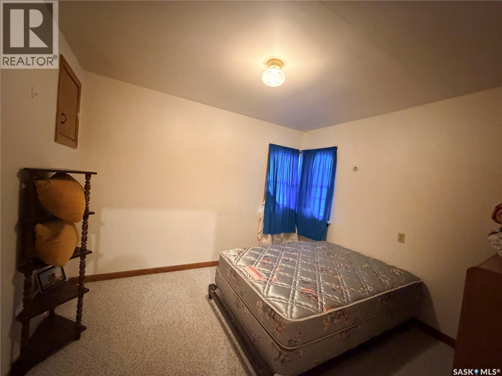 121 Empire ROAD, Assiniboia — photo 17