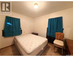 121 Empire Road, Assiniboia, SK S0H0B0 Photo 15