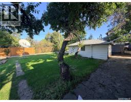 121 Empire Road, Assiniboia, SK S0H0B0 Photo 26