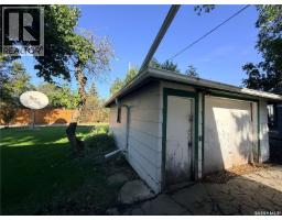 121 Empire Road, Assiniboia, SK S0H0B0 Photo 27