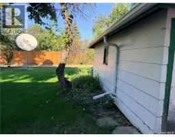 121 Empire Road, Assiniboia, SK S0H0B0 Photo 28