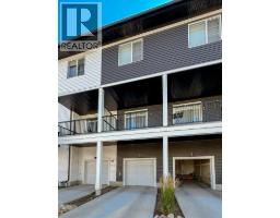 2474 210 Avenue SE - photo 2