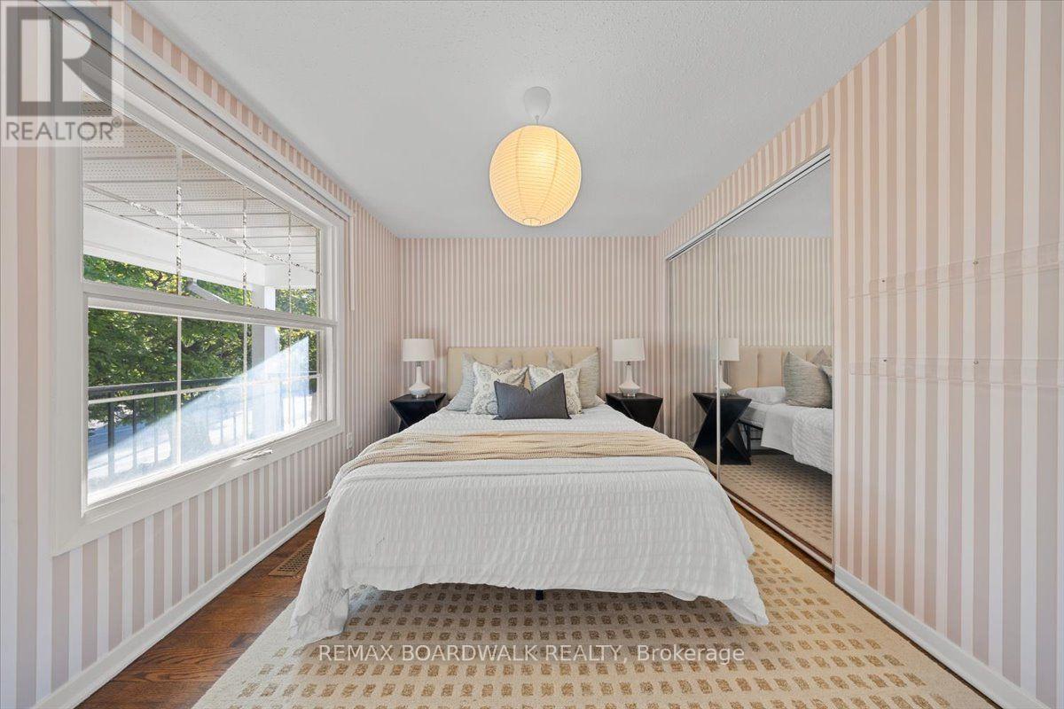 1853 KILBORN AVENUE - 34