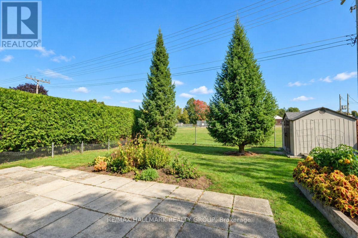 490 TISDALE CRESCENT - 34