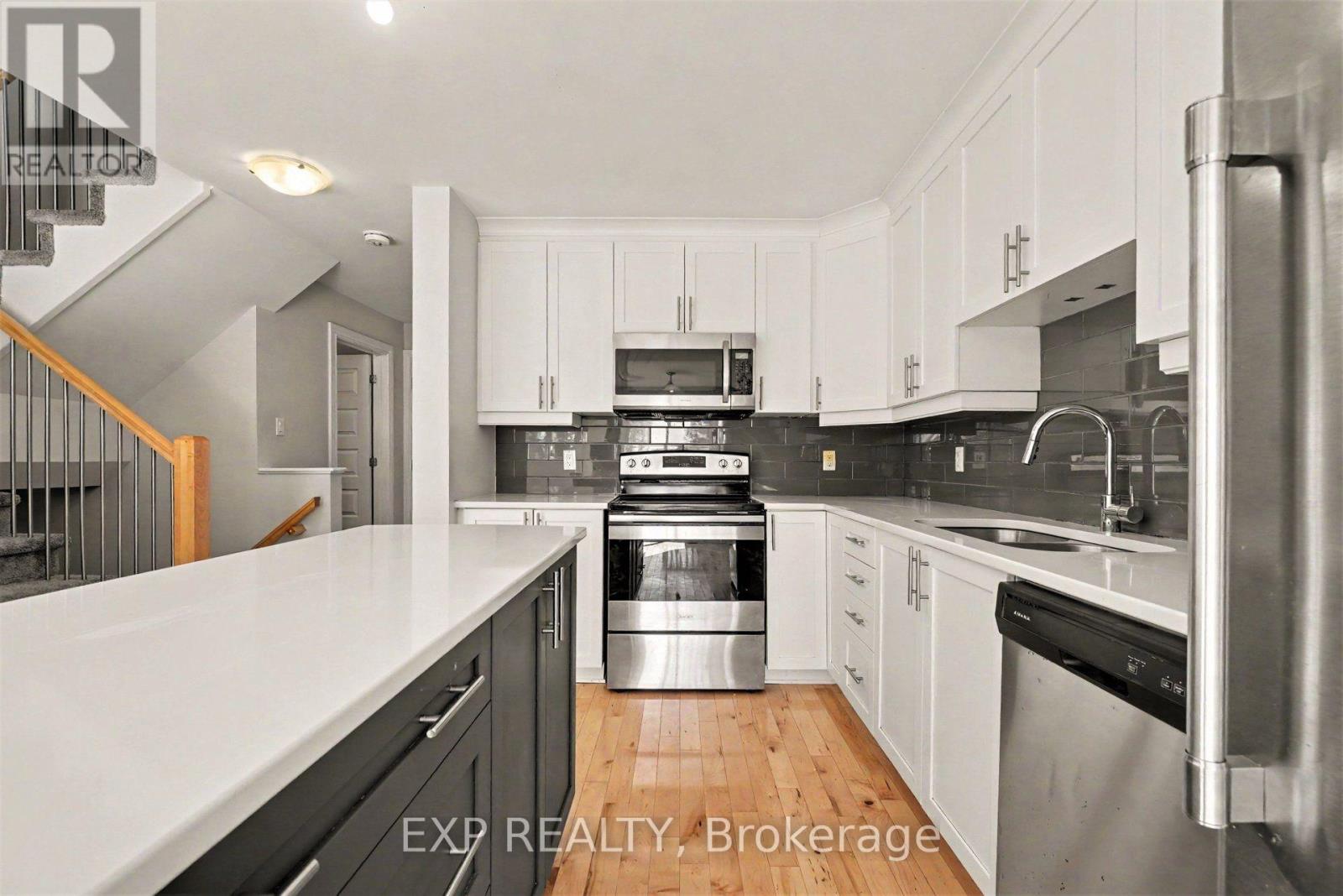 202 ST MALO PLACE - 13