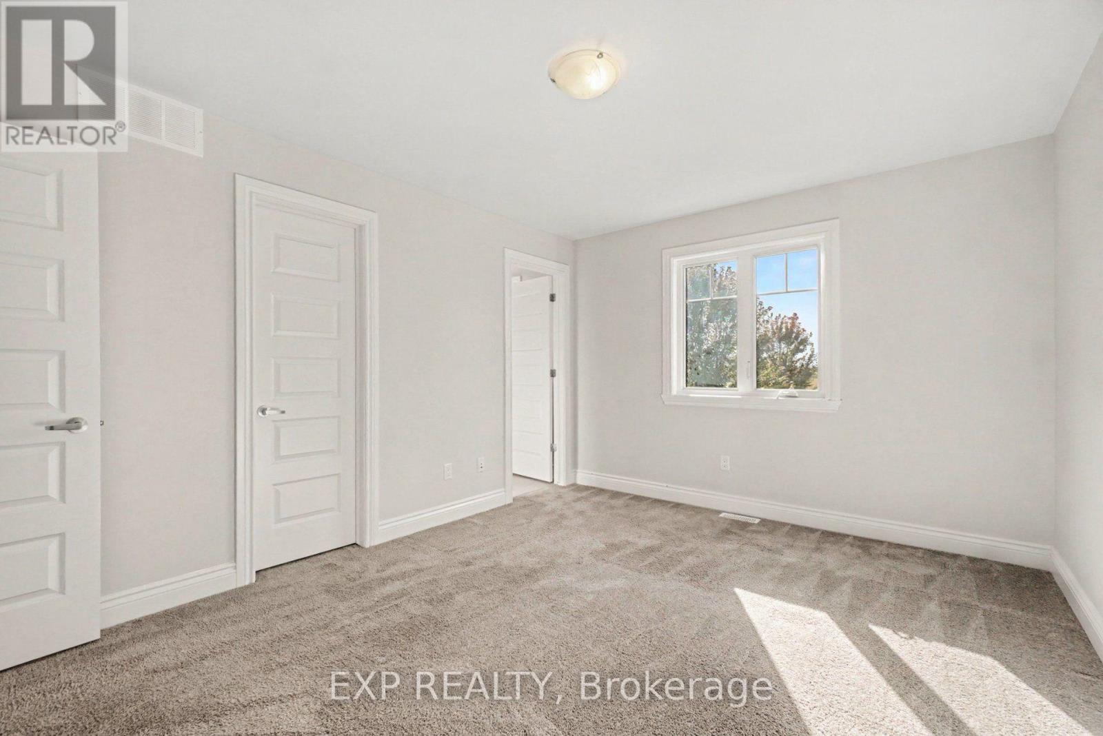 3 Bed, 3 Bath Townhouse for Sale in Russell – 202 ST MALO PLACE, Russell – MLS# X13826022 - Image 19