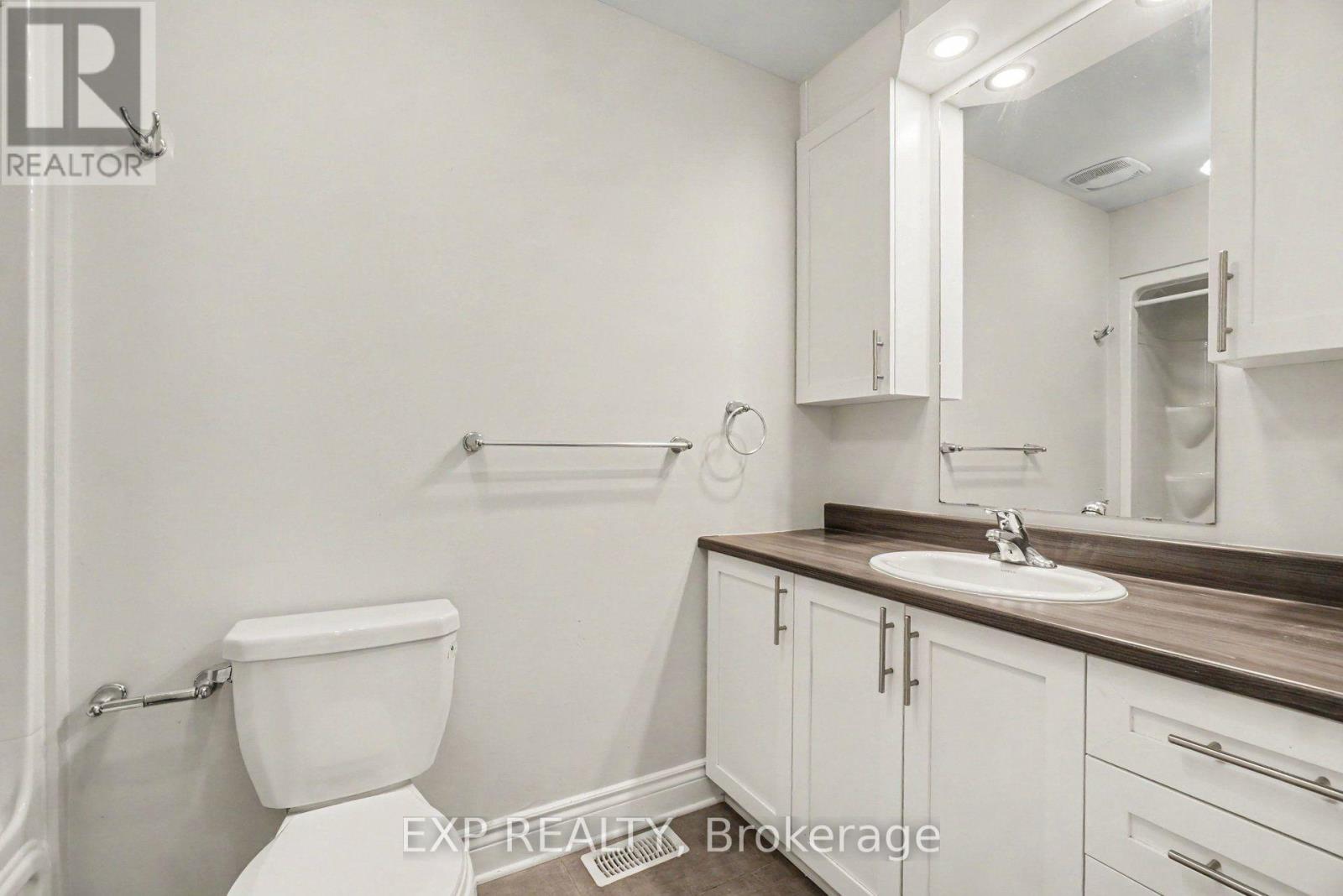 3 Bed, 3 Bath Townhouse for Sale in Russell – 202 ST MALO PLACE, Russell – MLS# X13826022 - Image 30