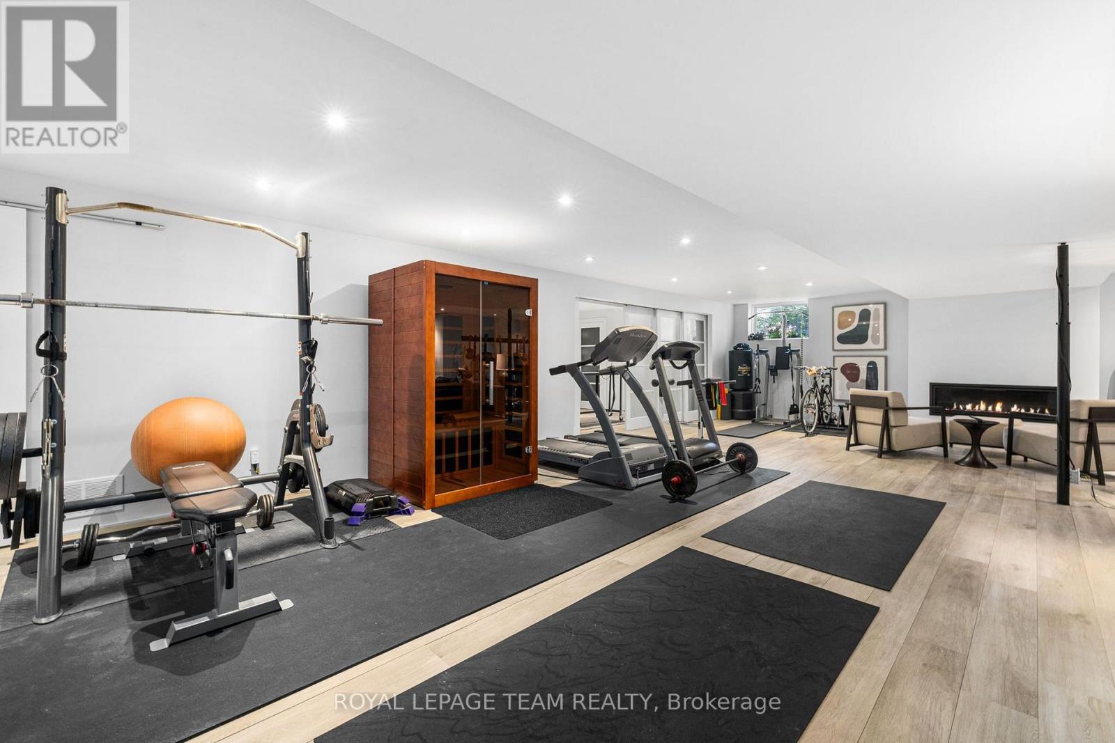 1510 REINDEER WAY - Image 35