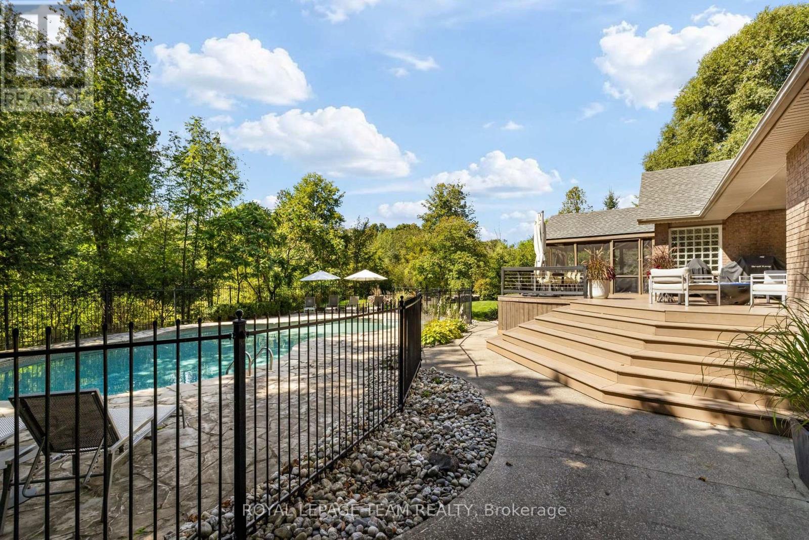 1510 REINDEER WAY - Image 40