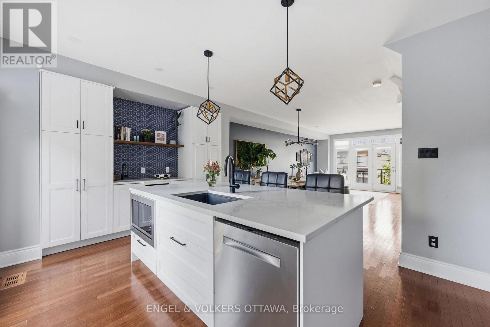 412 BERKLEY AVENUE, Ottawa — photo 12