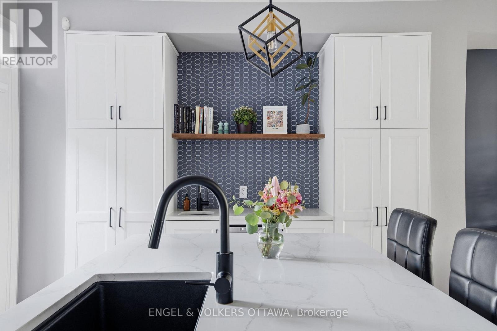 412 BERKLEY AVENUE - 13