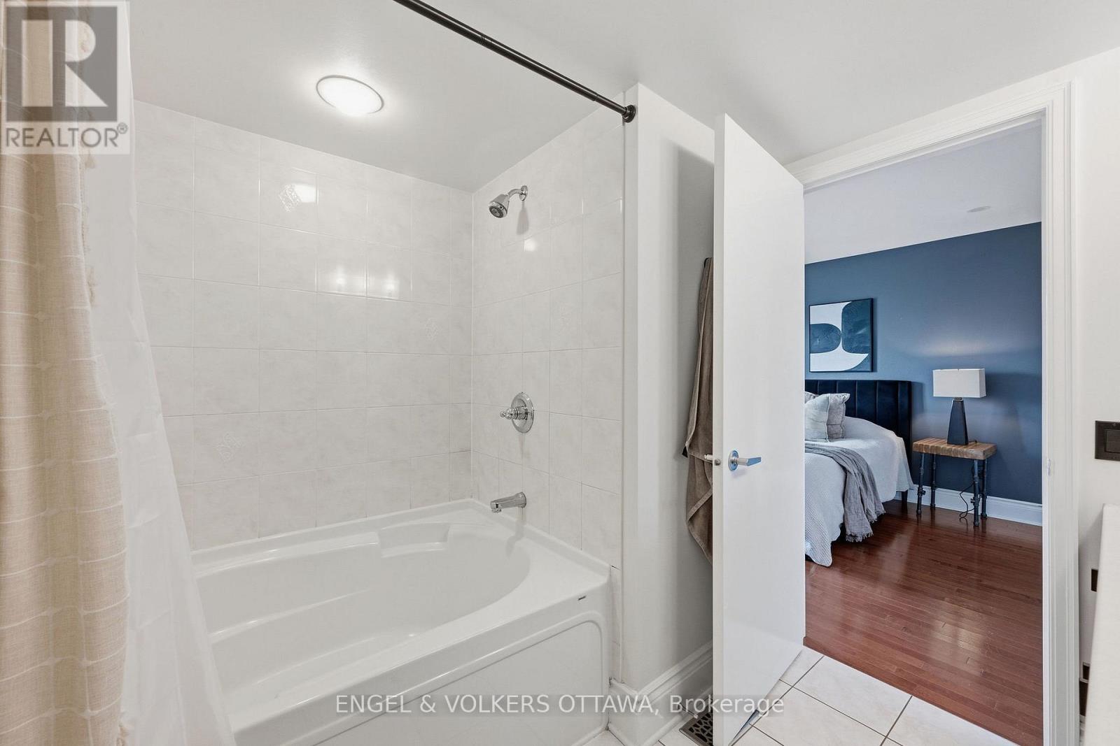 412 BERKLEY AVENUE - Image 34