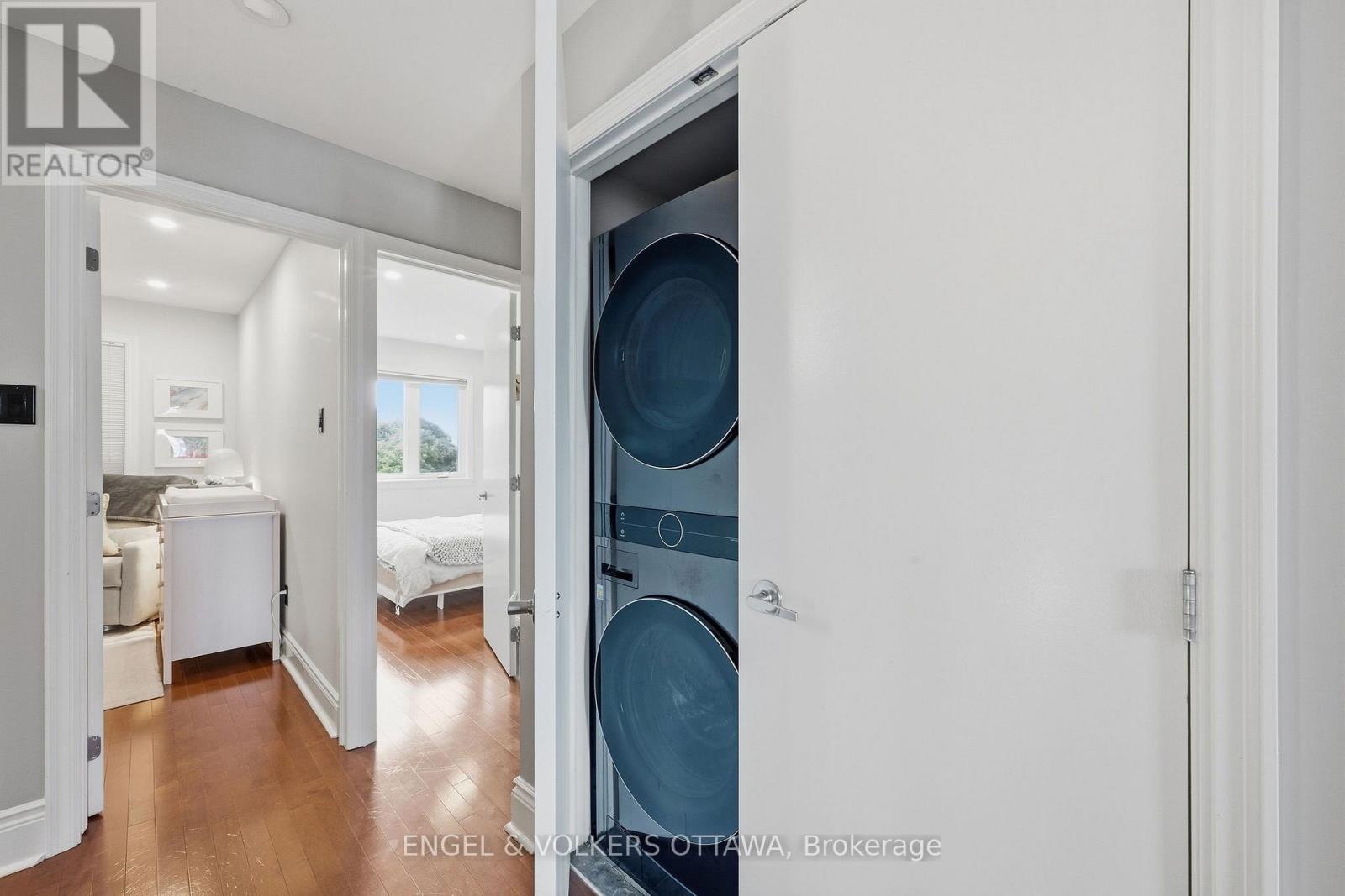 412 BERKLEY AVENUE - 35