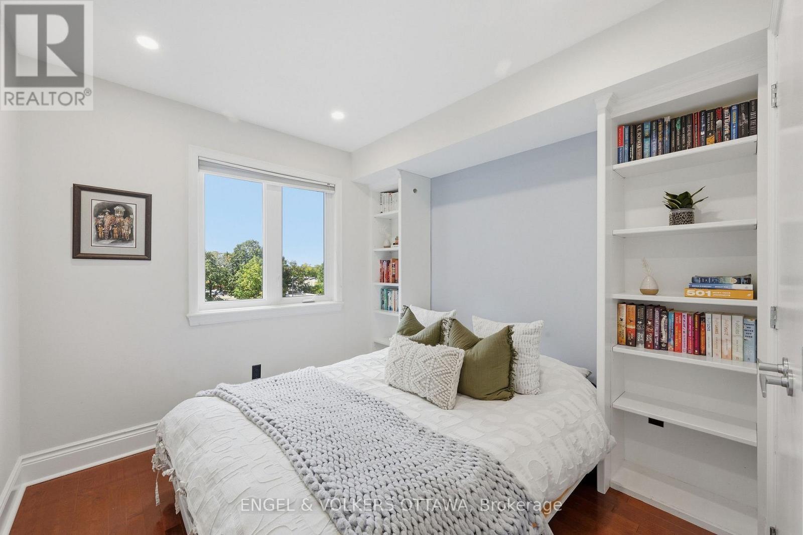 412 BERKLEY AVENUE - 38