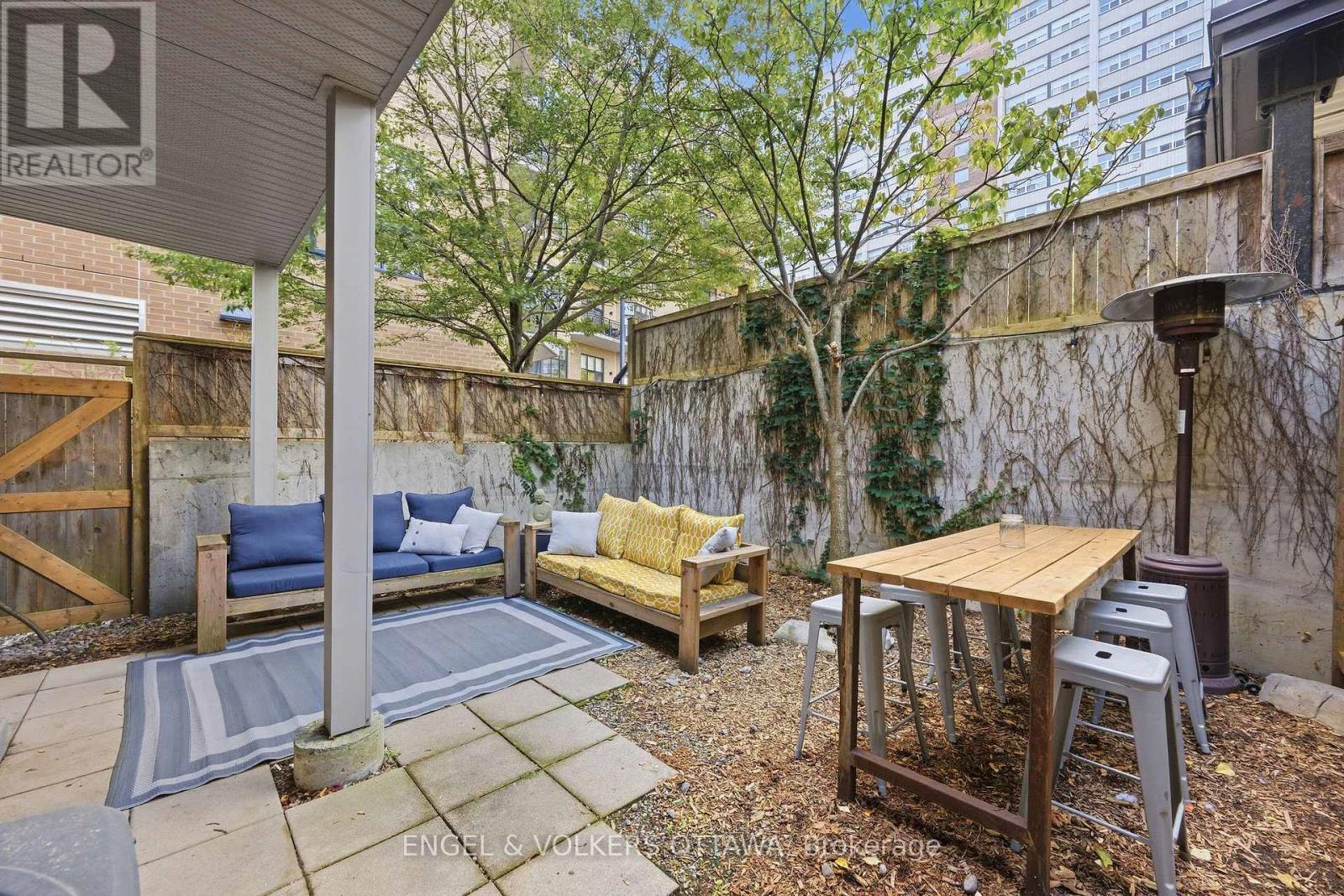 412 BERKLEY AVENUE - Image 43