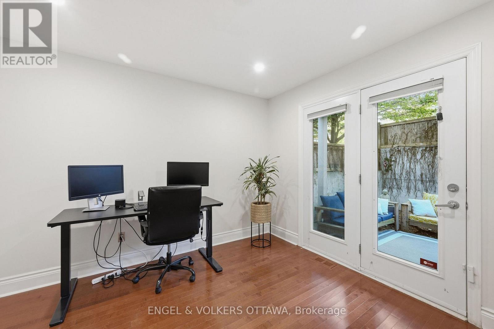412 BERKLEY AVENUE - 5