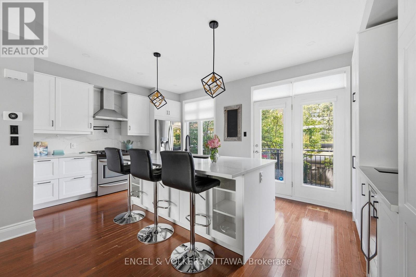 412 BERKLEY AVENUE, Ottawa — photo 9