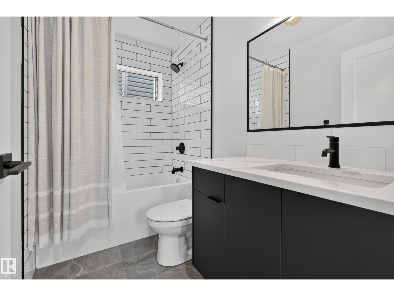 11207 75 AV NW - 33