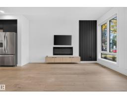 Bedroom 2 - 11207 75 Av Nw, Edmonton, AB T6G0H4 Photo 6