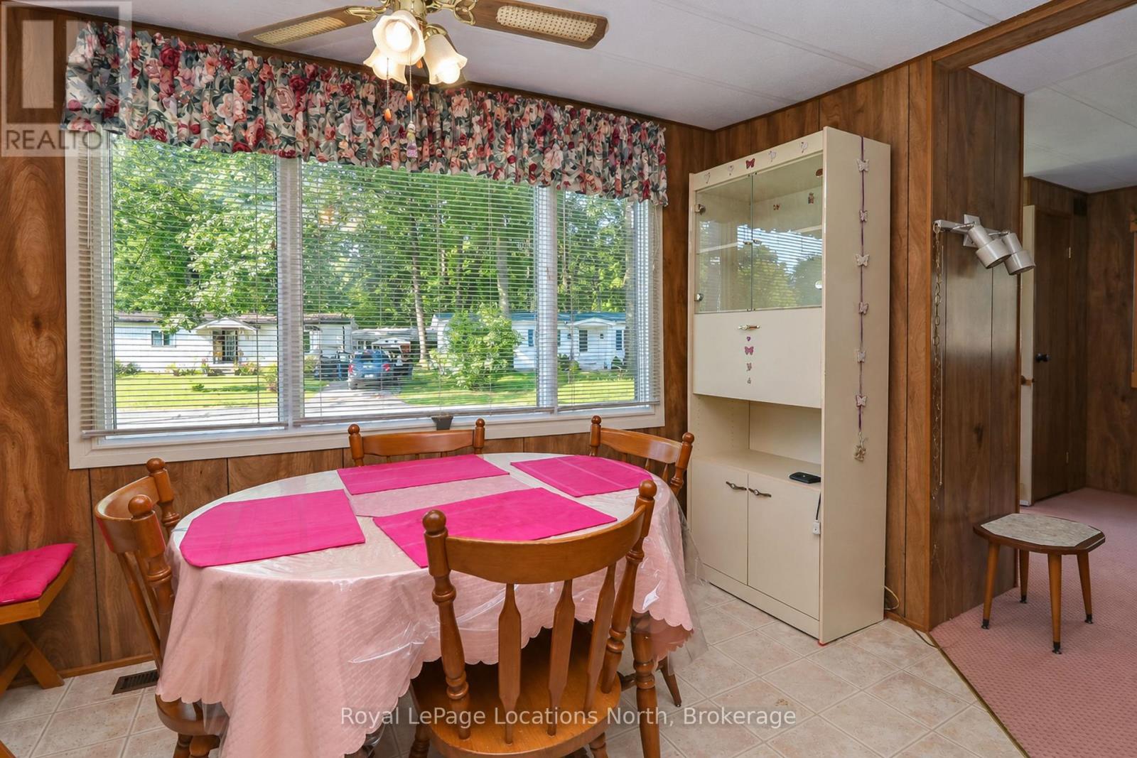 16 SINCLAIR AVENUE S, Wasaga Beach — photo 7