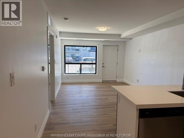 #108 3290 STELLA, Windsor, Ontario, N8T0B6, Windsor, Ontario — photo 4 of 5