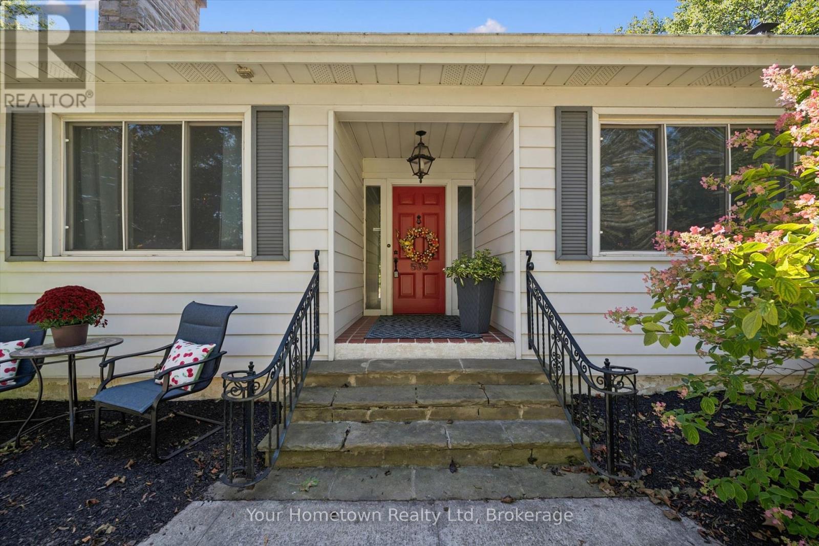 595 TOWER STREET S, Centre Wellington (Fergus) — photo 3
