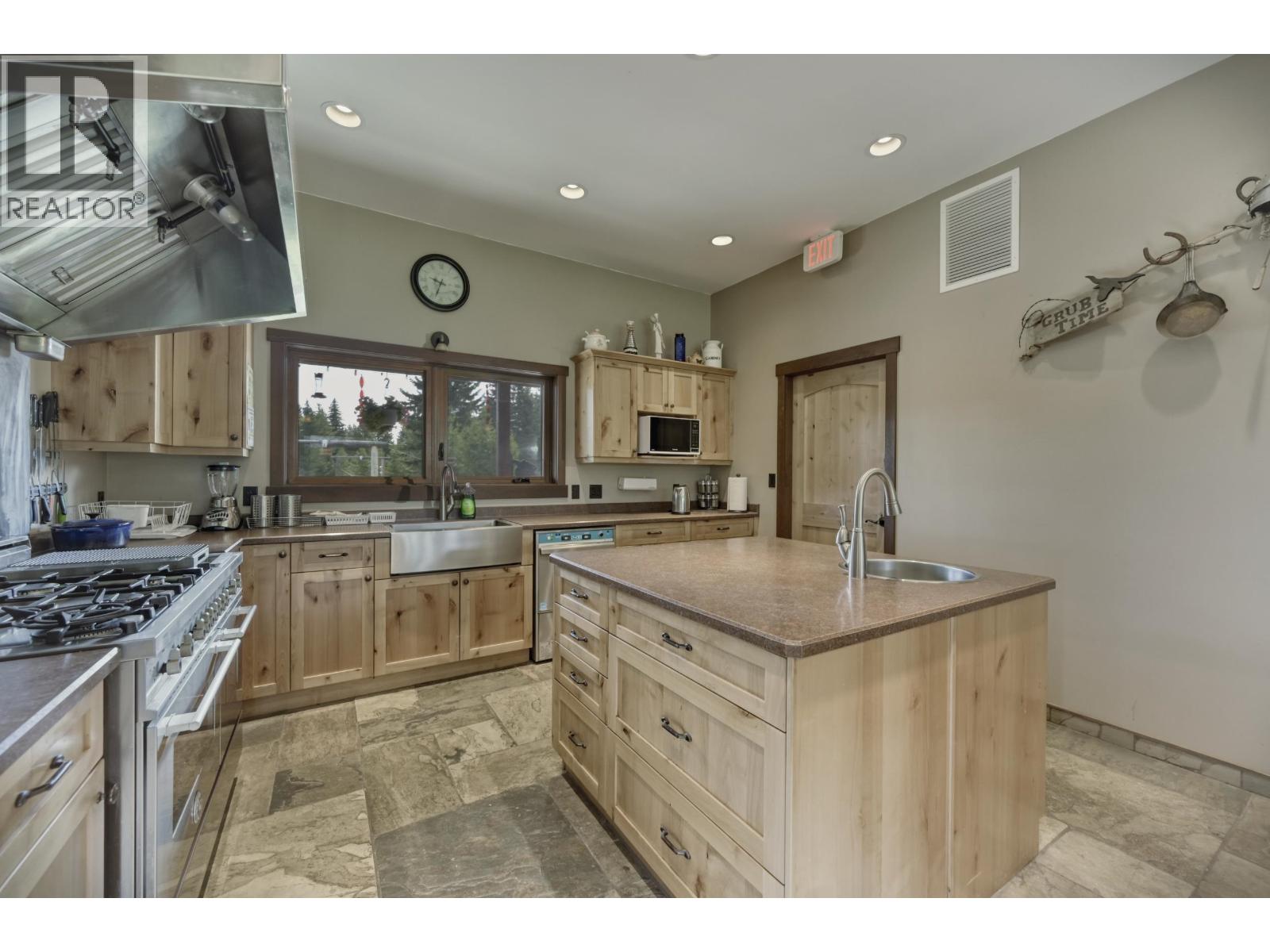 9550 EAGAN LAKE ROAD - Image 9