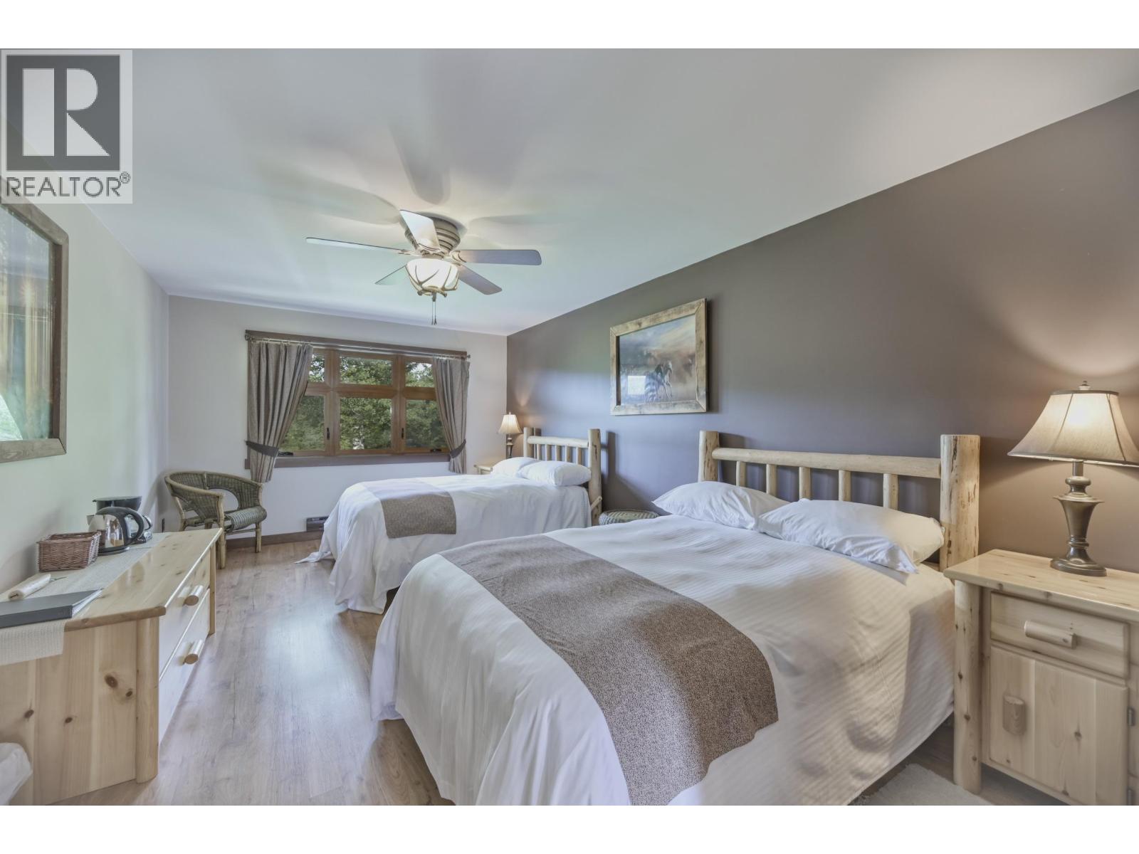9550 EAGAN LAKE ROAD - 17