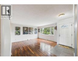 4pc Bathroom - 28 Franklin Drive Se, Calgary, AB T2H0T9 Photo 7