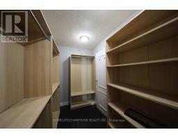 2412 - 10 Yonge Street, Toronto, ON M5E1R4 Photo 12