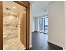 14xx 13768 100 Avenue, Surrey, BC V3T0V2 Photo 10