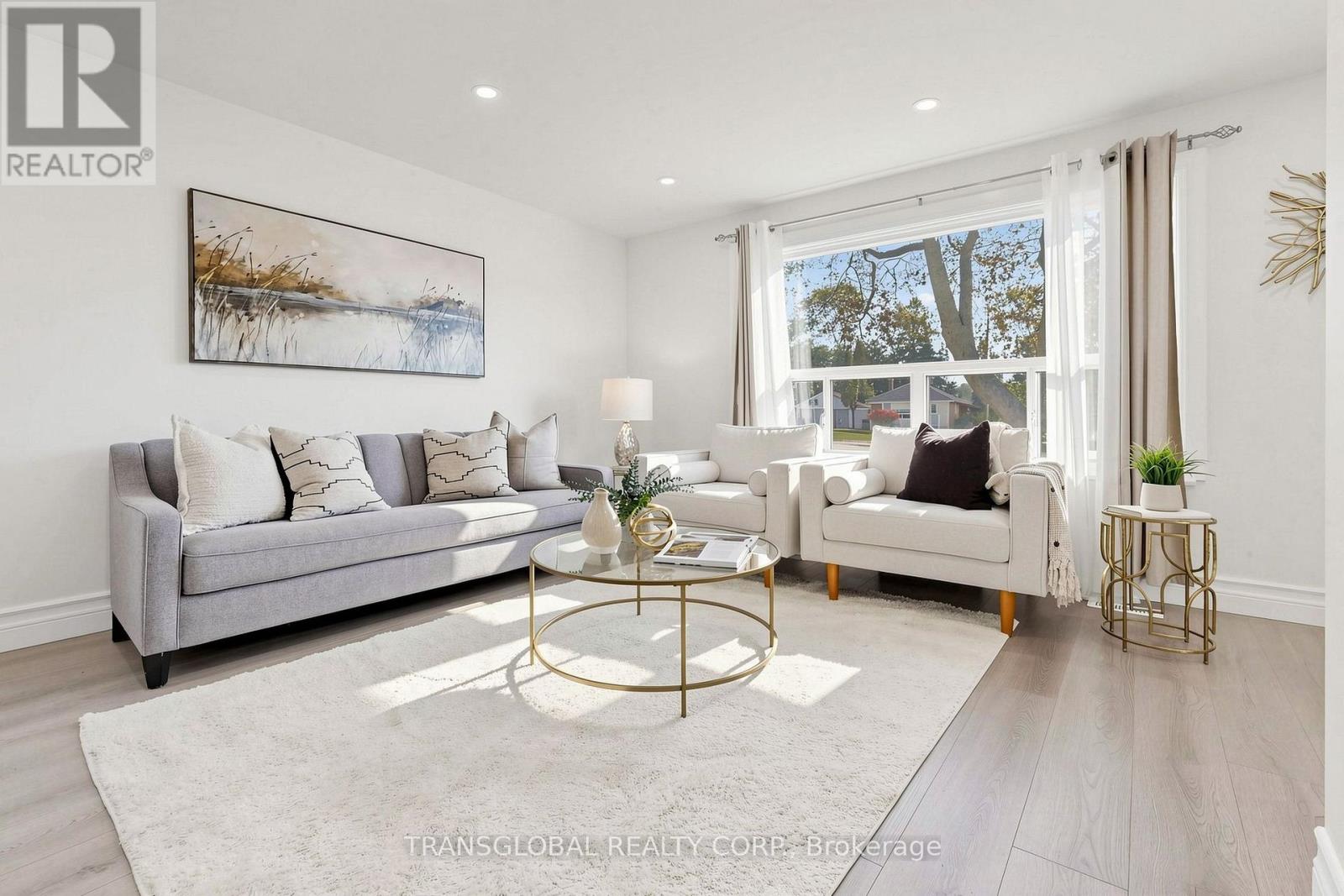 10 ANTICOSTI DRIVE, Toronto (Bendale) — photo 2