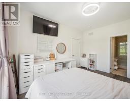 9 - 1 Bond Crescent, Richmond Hill, ON L4E1J4 Photo 16