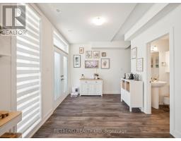 9 - 1 Bond Crescent, Richmond Hill, ON L4E1J4 Photo 9