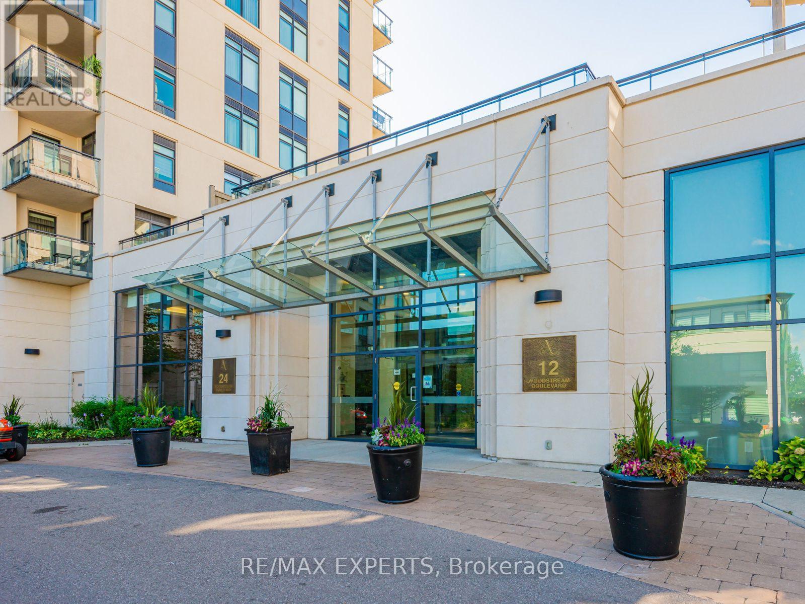 204 - 12 WOODSTREAM BOULEVARD, Vaughan (Vaughan Grove) — photo 2