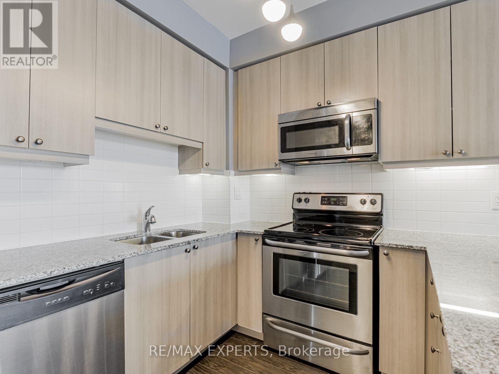 204 - 12 WOODSTREAM BOULEVARD, Vaughan (Vaughan Grove) — photo 7