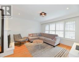 88 Carmichael Avenue, Toronto, ON M5M2W9 Photo 10