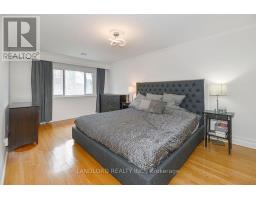 88 Carmichael Avenue, Toronto, ON M5M2W9 Photo 12