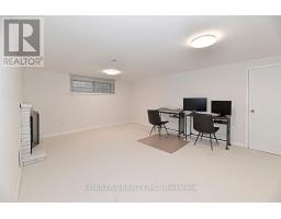 88 Carmichael Avenue, Toronto, ON M5M2W9 Photo 20