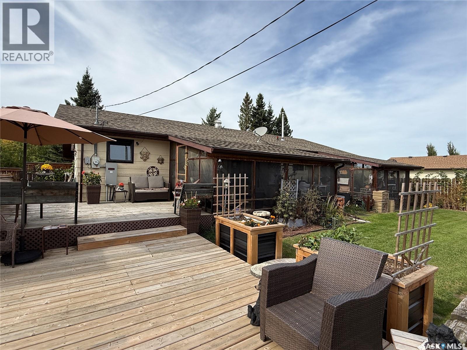 912 Railway AVENUE, Loon Lake — photo 21
